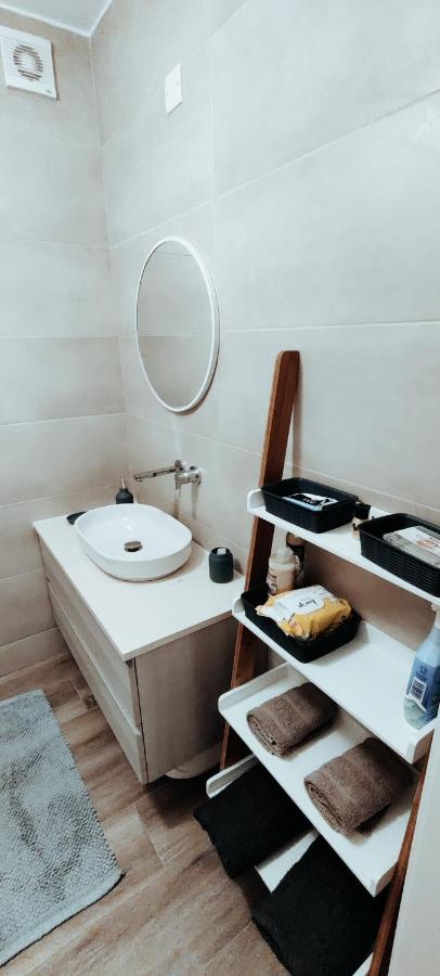 Getaway Suites Apartment Xlendi Bagian luar foto