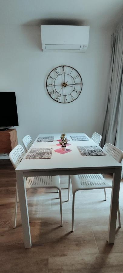 Getaway Suites Apartment Xlendi Bagian luar foto