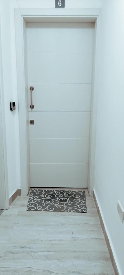 Getaway Suites Apartment Xlendi Bagian luar foto